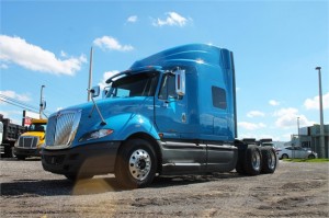 2013 INTERNATIONAL PROSTAR + EAGLE SLEEPER