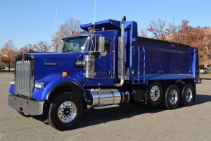 2016 KENWORTH W900B DUMP TRUCK