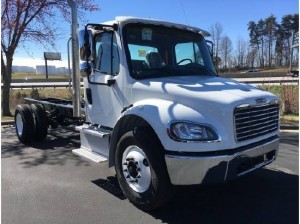 2018 FREIGHTLINER BUSINESS CLASS M2 106