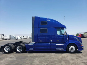 2017 Volvo VNL64T780 For Sale in Bakersfield, California